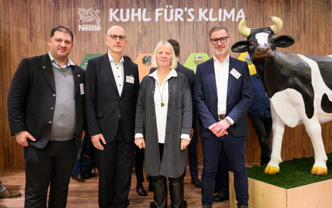 Nestlé Deutschland informiert auf der IGW 2023 über Fortschritte auf der Klima-Milchfarm – Mission Klimamilch