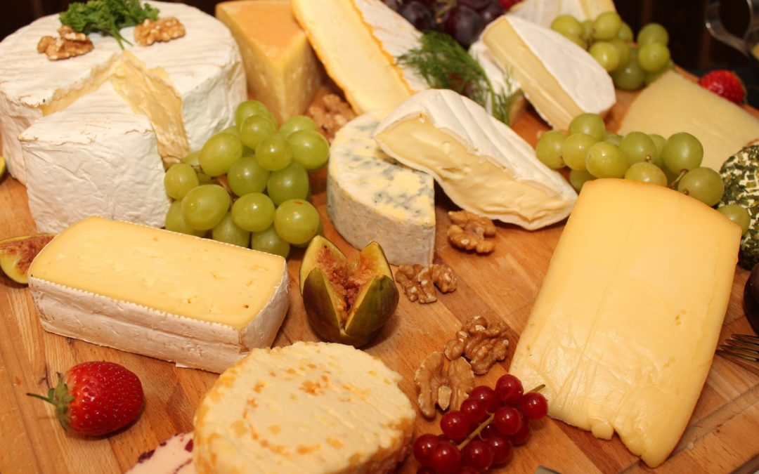 Bilanz 2022: Produktion und Pro-Kopf-Verbrauch von Milch, Käse und Butter nehmen ab