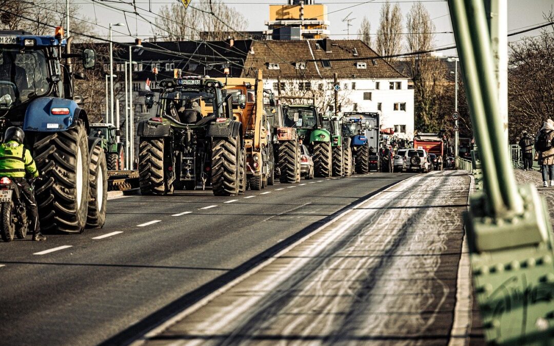 Molkereien solidarisieren sich mit friedlichen Bauernprotesten