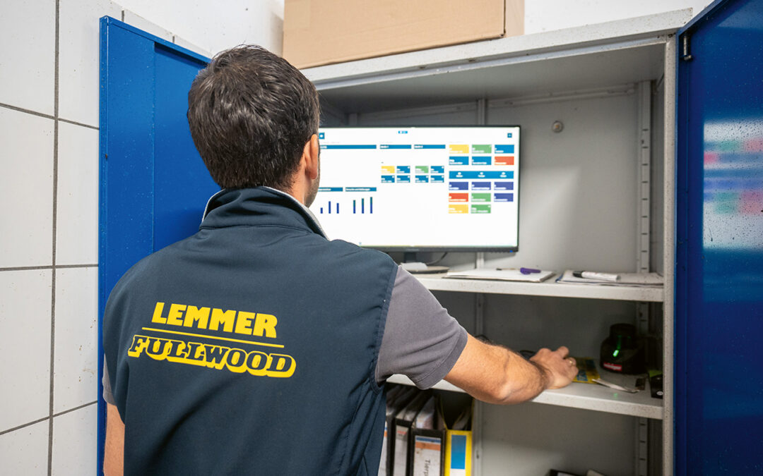 Melkroboter mit intelligenter Software